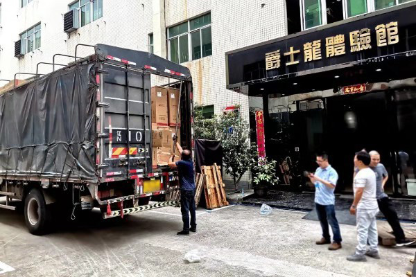 山東淄博文化廣電新聞出版局采購(gòu)了爵士龍民用音響民用廣場(chǎng)舞音響